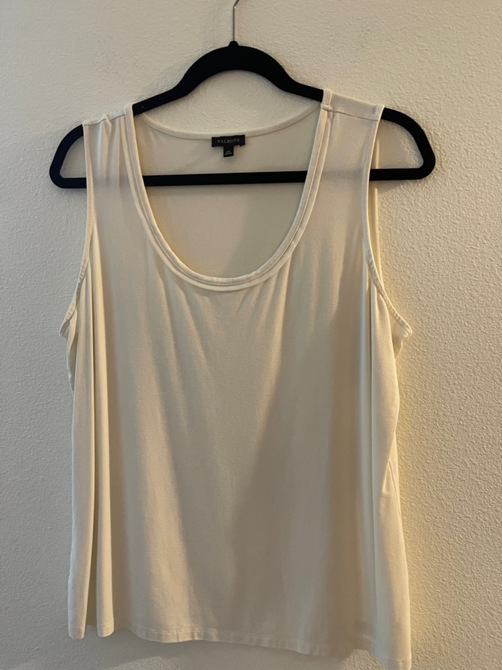 Talbots Ivory Scoop Neck Sleeveless Tank
